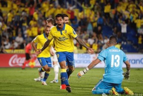 爱游戏-关于意甲赛程吃紧，比利亚雷亚尔国际比赛日篮板制胜，球迷炸锅，资深球员宣示担当的信息